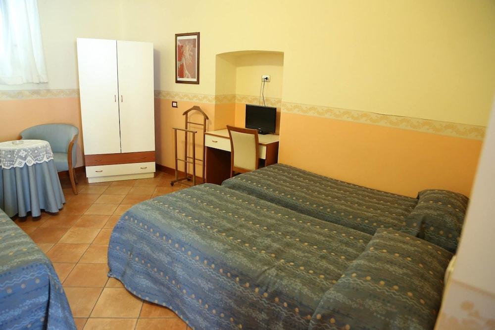 Nettuno Hotel Napels